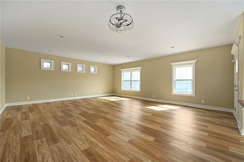 3018 TRACY AVENUE — photo 28