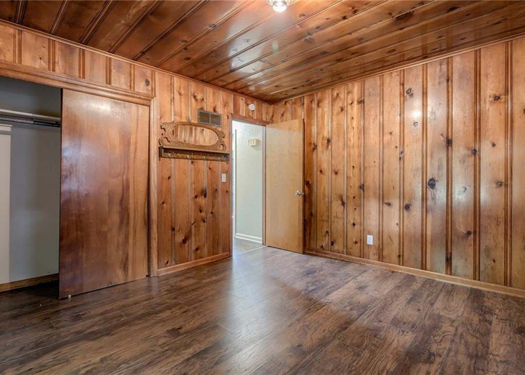 3018 Wallace Avenue — photo 15