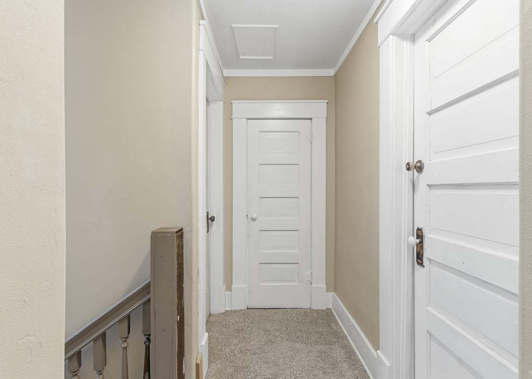 305 E Elm Street — photo 21