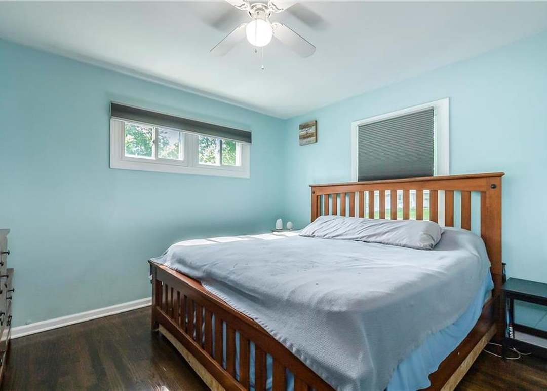 305 NE Orchard Street — photo 13