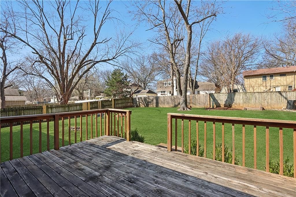 313 S Meadowbrook Lane — photo 20
