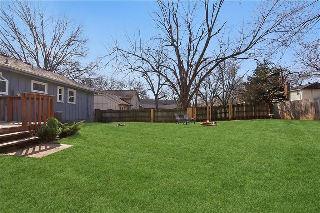 313 S Meadowbrook Lane — photo 22