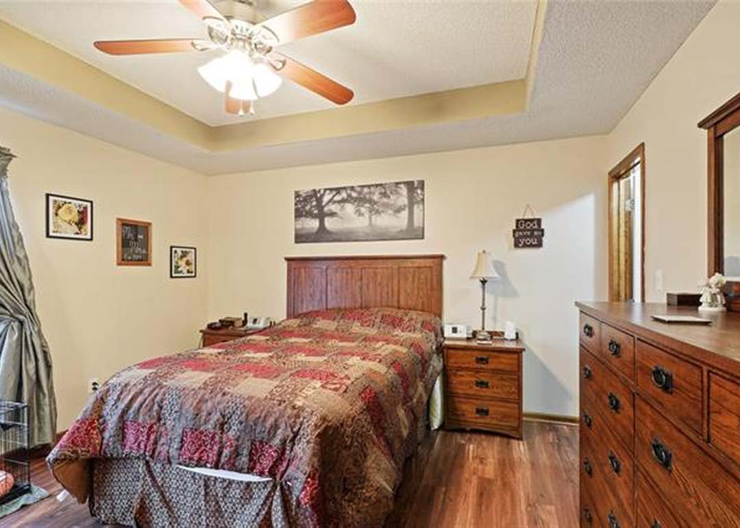 316 N Queen Ridge Avenue — photo 7