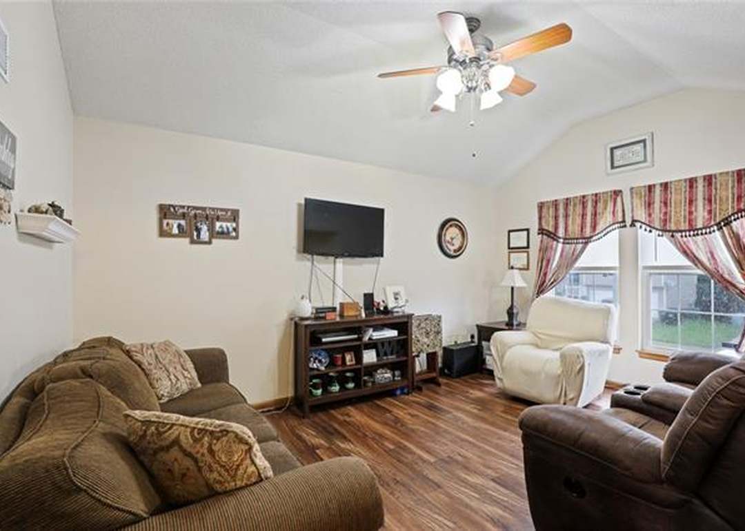 316 N Queen Ridge Avenue — photo 8