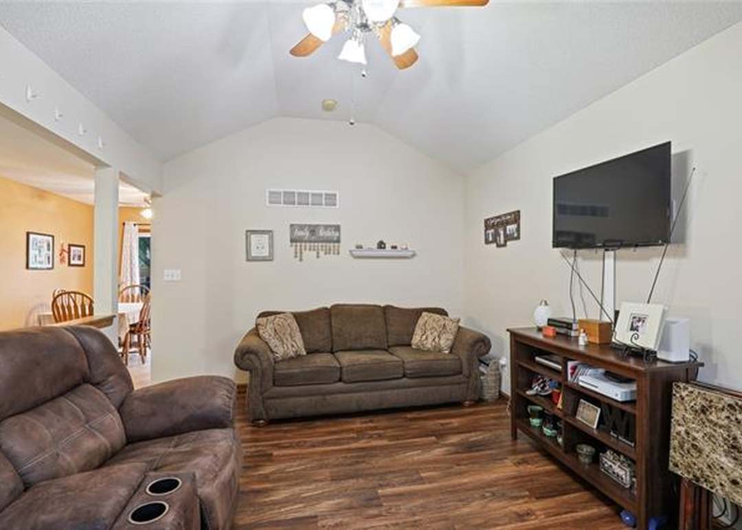 316 N Queen Ridge Avenue — photo 9