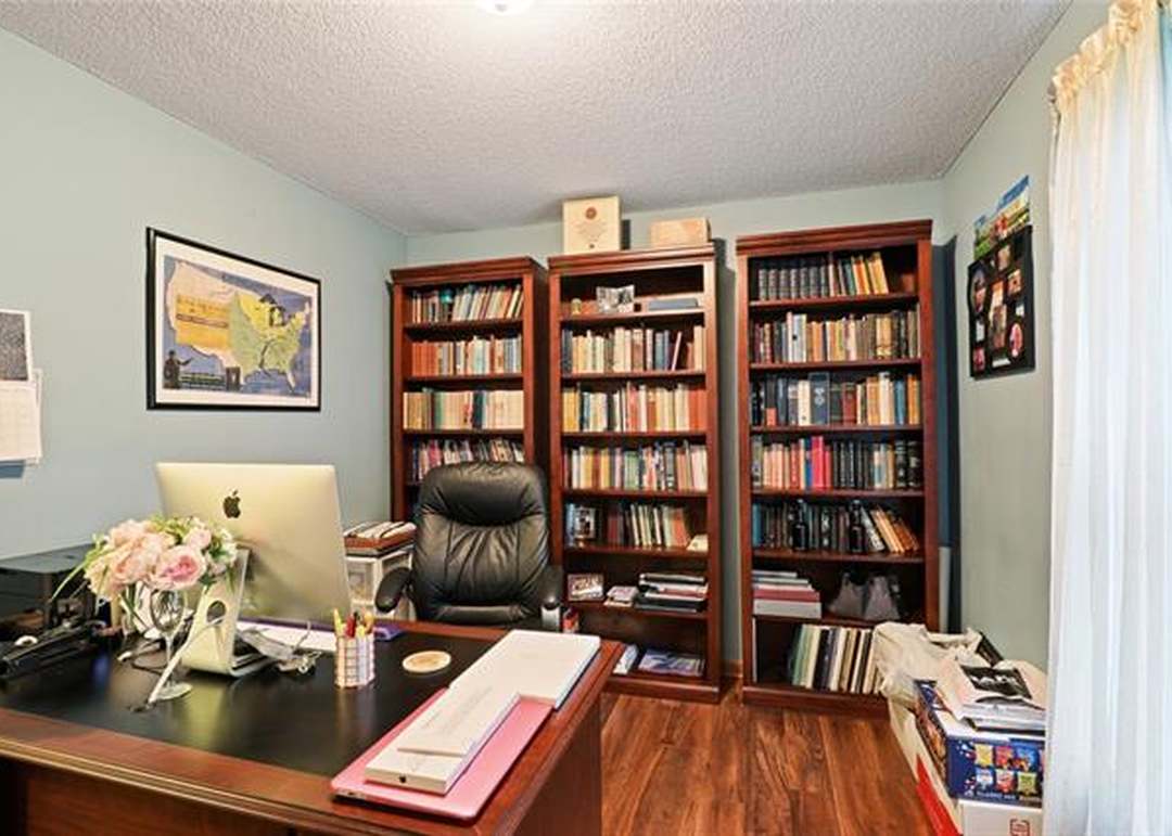 316 N Queen Ridge Avenue — photo 17