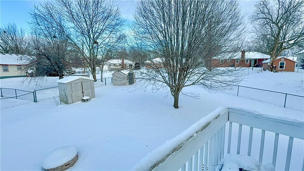 318 SHENANDOAH DRIVE — photo 22