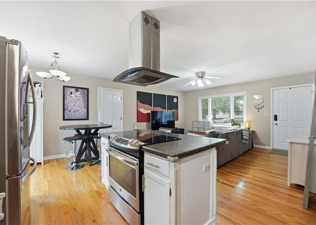 3209 S Mark Circle — photo 4