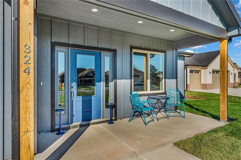 324 Northwick Court — photo 4