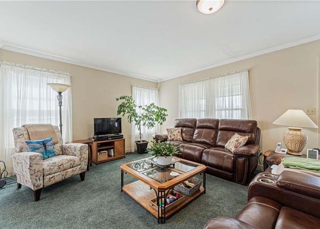 33 S Fairview Avenue — photo 15