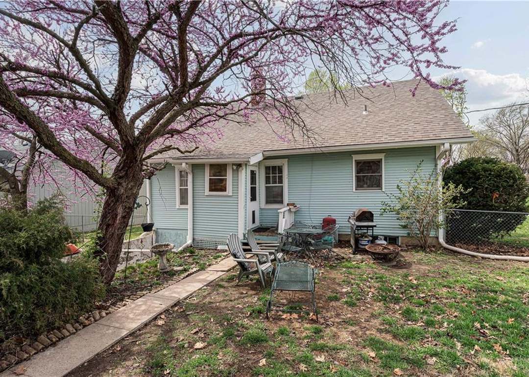 33 S Fairview Avenue — photo 37