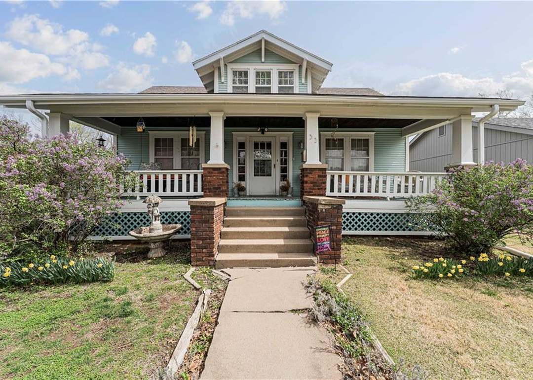 33 S Fairview Avenue — photo 41