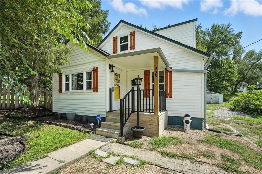 335 N Neconi Avenue, Bonner Springs, KS