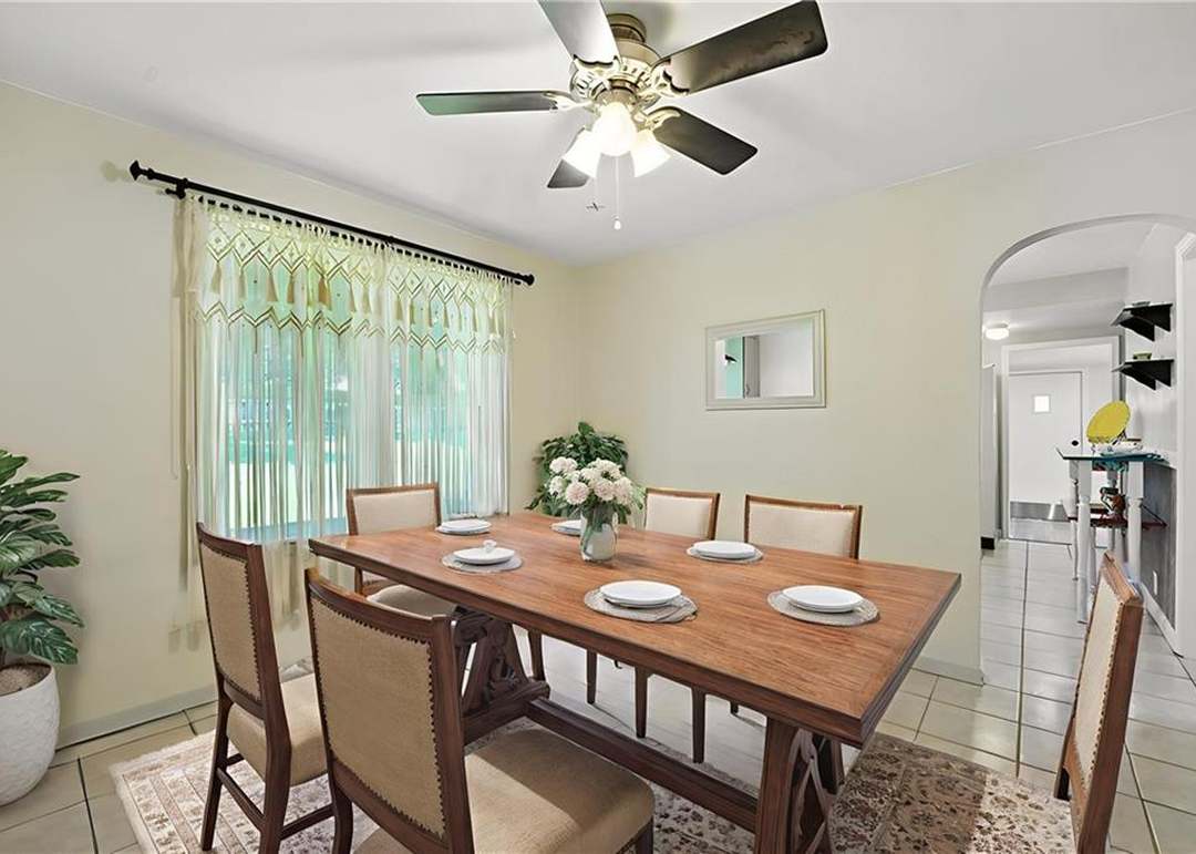 335 N Neconi Avenue — photo 25