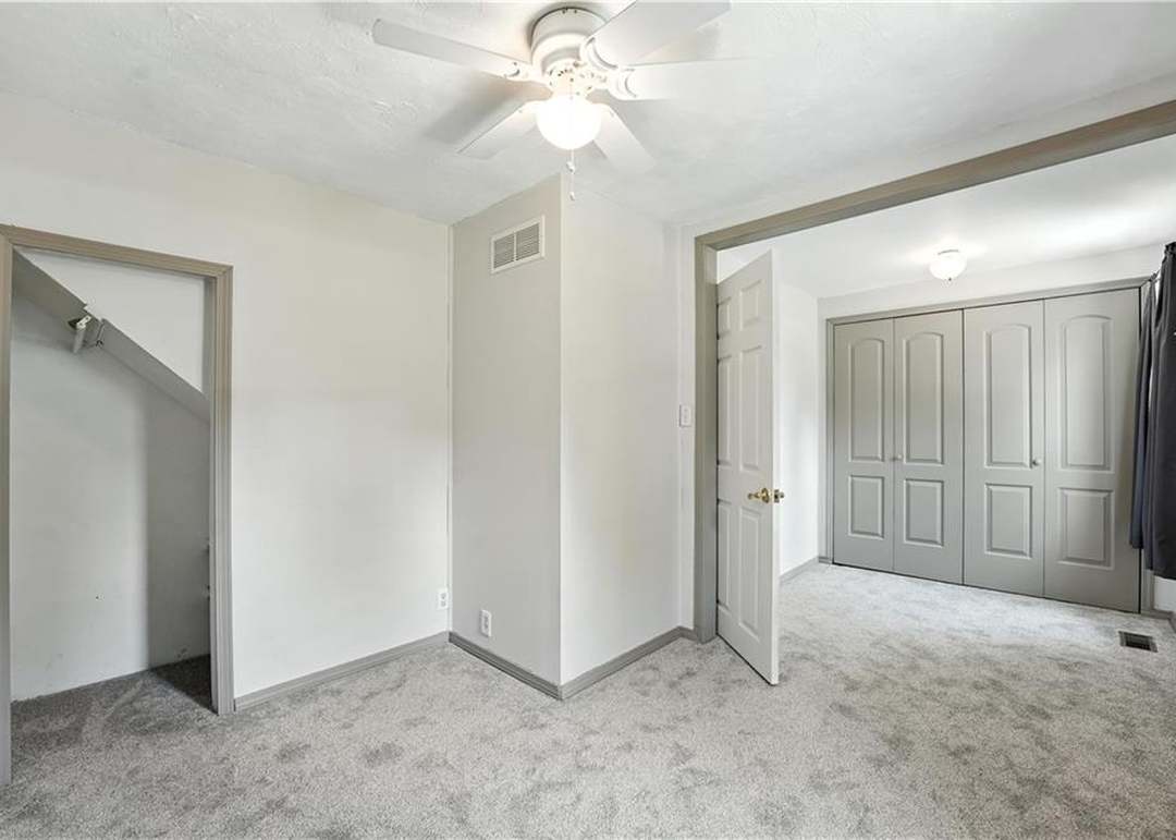 335 N Neconi Avenue — photo 34