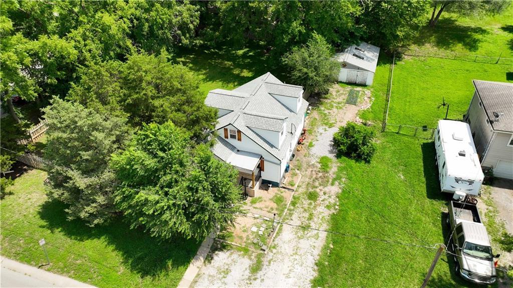 335 N Neconi Avenue — photo 42