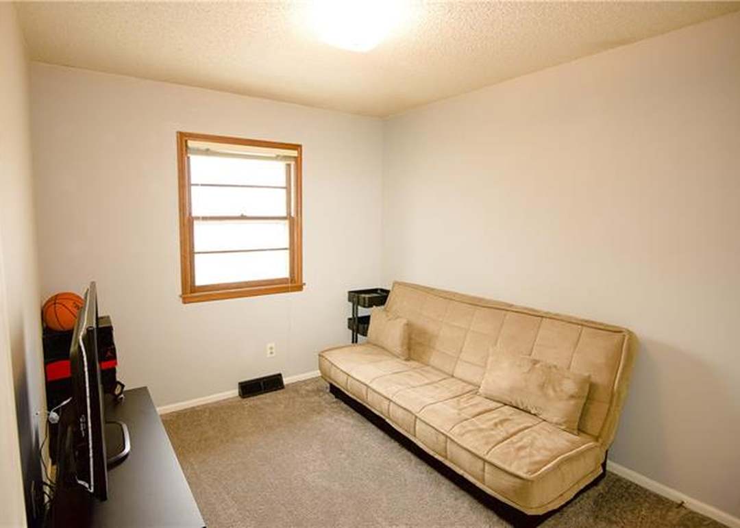 33520 W 85th Street — photo 7
