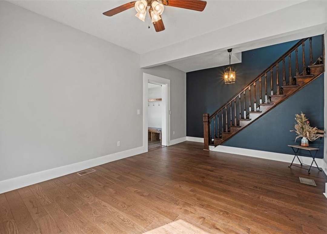 337 S 11th Street — photo 2