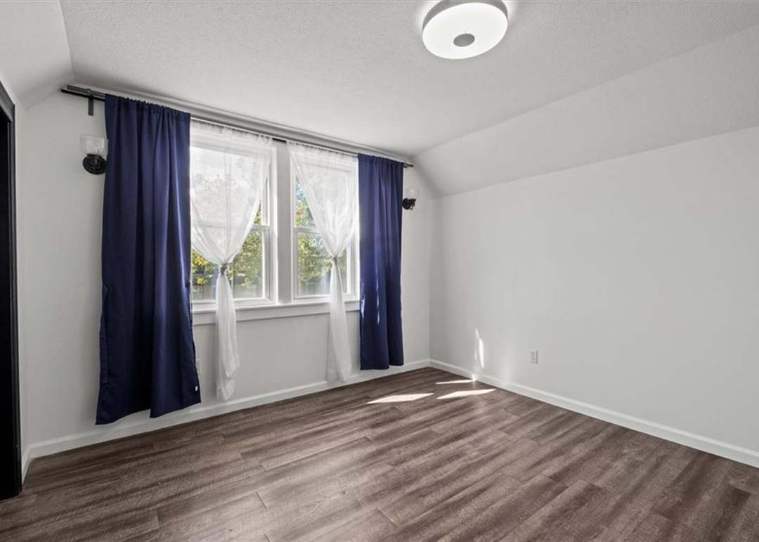 337 S 11th Street — photo 5