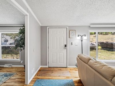 34 Whispering Oak Drive — photo 10