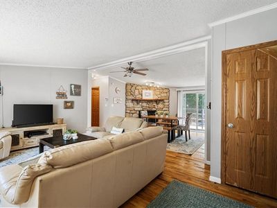 34 Whispering Oak Drive — photo 12