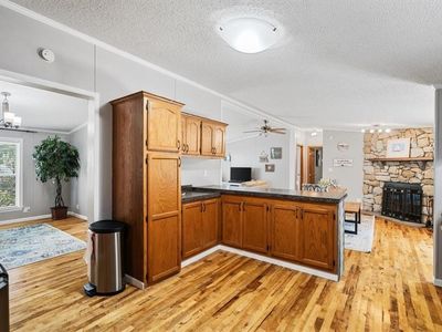 34 Whispering Oak Drive — photo 18