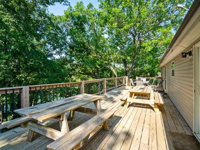 34 Whispering Oak Drive — photo 36