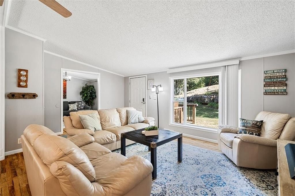 34 Whispering Oaks Drive — photo 13