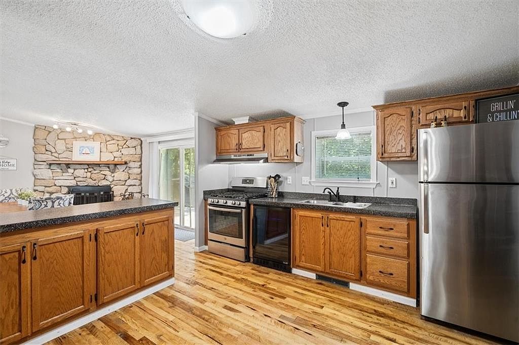 34 Whispering Oaks Drive — photo 17