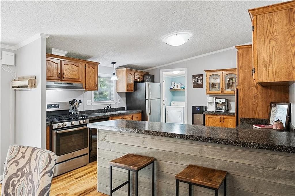 34 Whispering Oaks Drive — photo 19