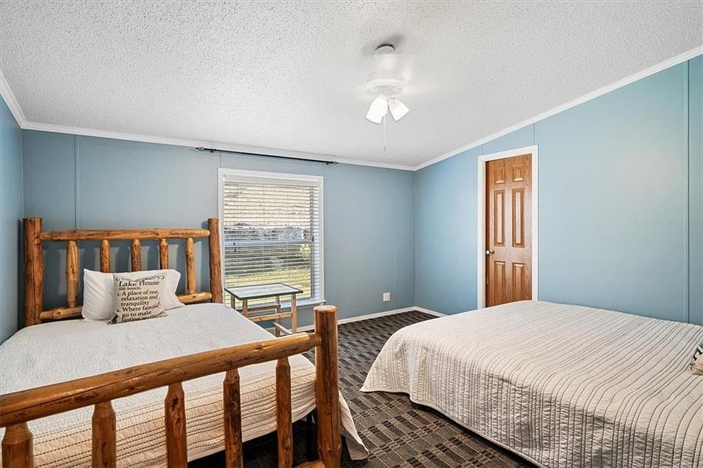 34 Whispering Oaks Drive — photo 32