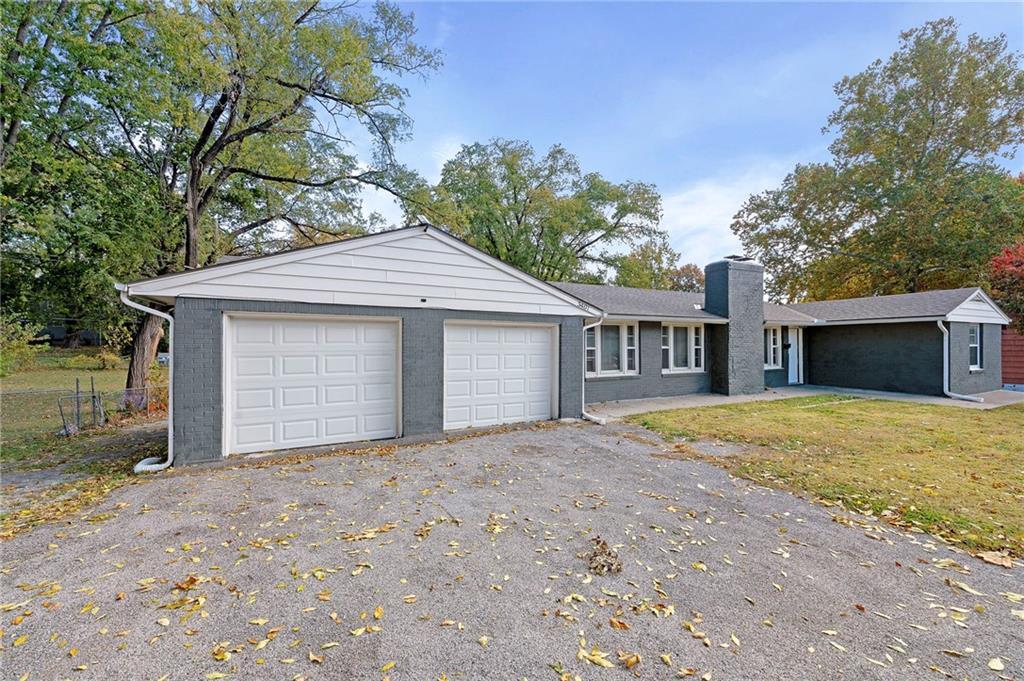 3401 S Denton Road, Independence, MO