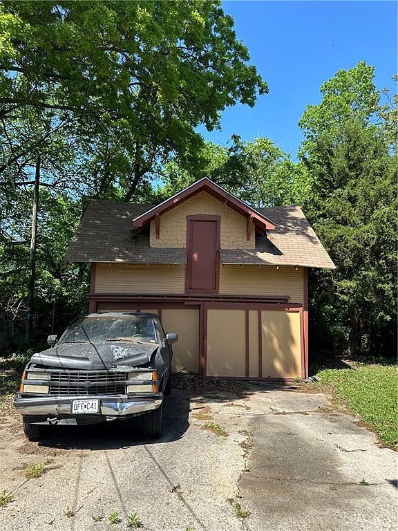 3404 & 3400 S Benton Avenue — photo 5