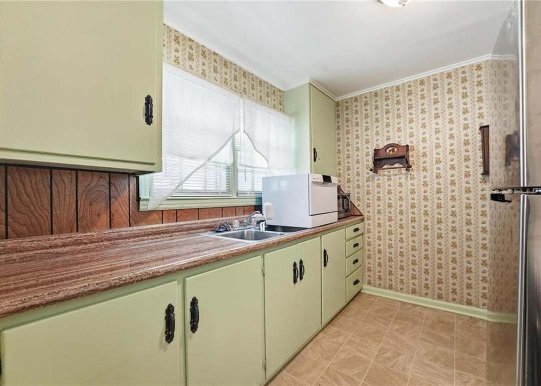 341 N Quincy Avenue — photo 4