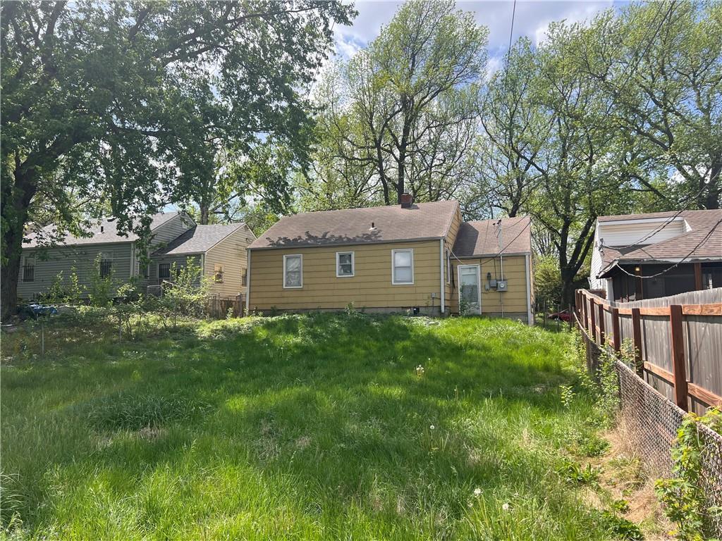 341 N Quincy Avenue — photo 17