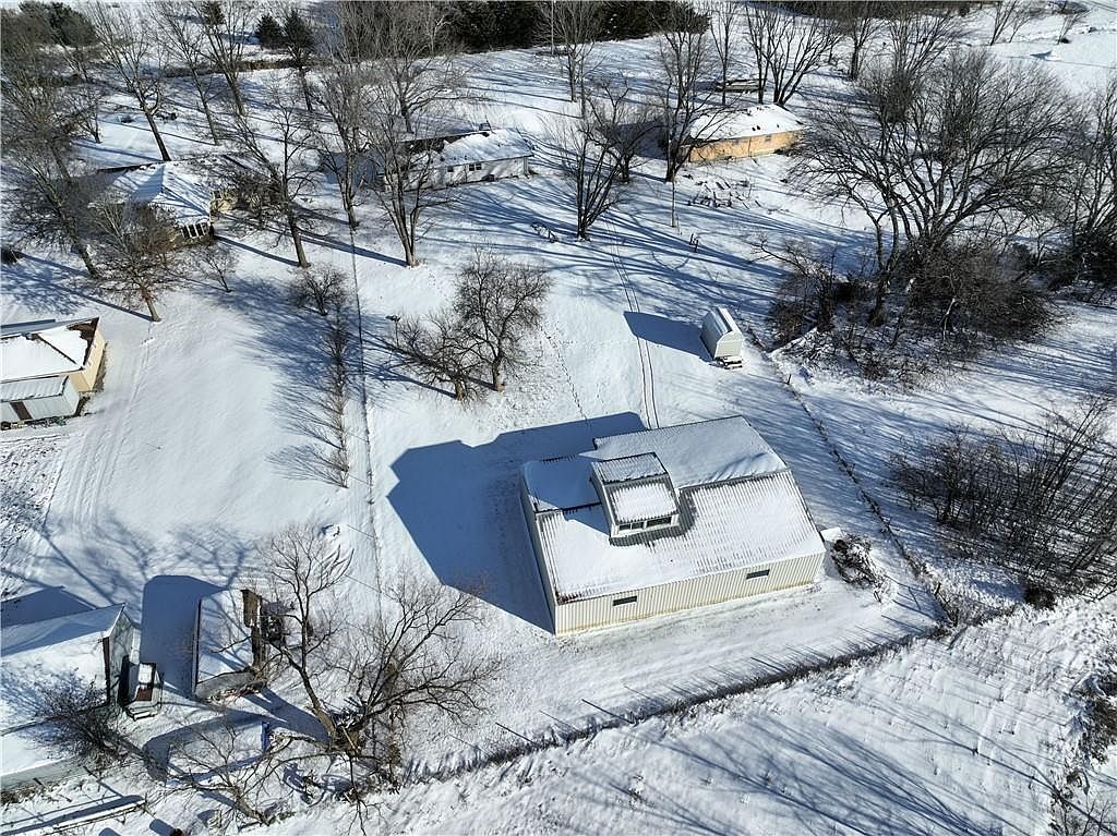 34640 Lone Star Road — photo 37