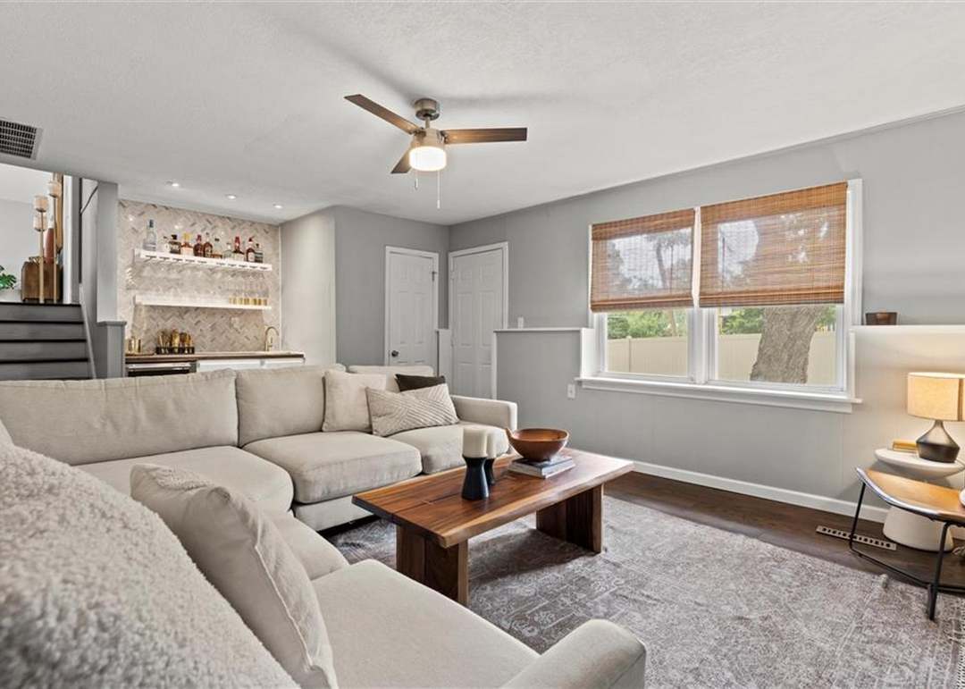 3501 W 98th Street — photo 7