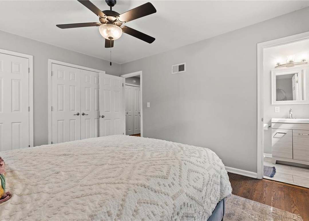 3501 W 98th Street — photo 32