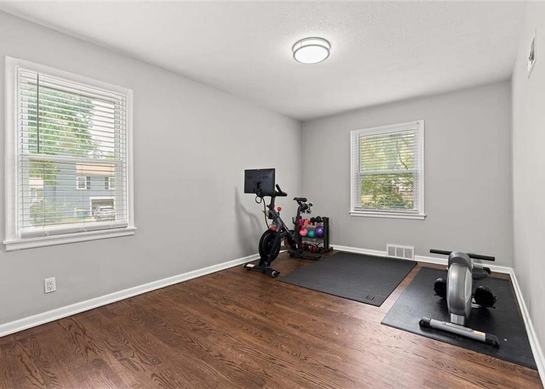 3501 W 98th Street — photo 36