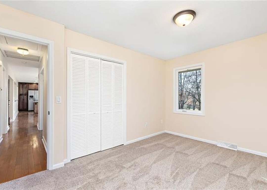 3506 NW BLUE JACKET Drive — photo 4