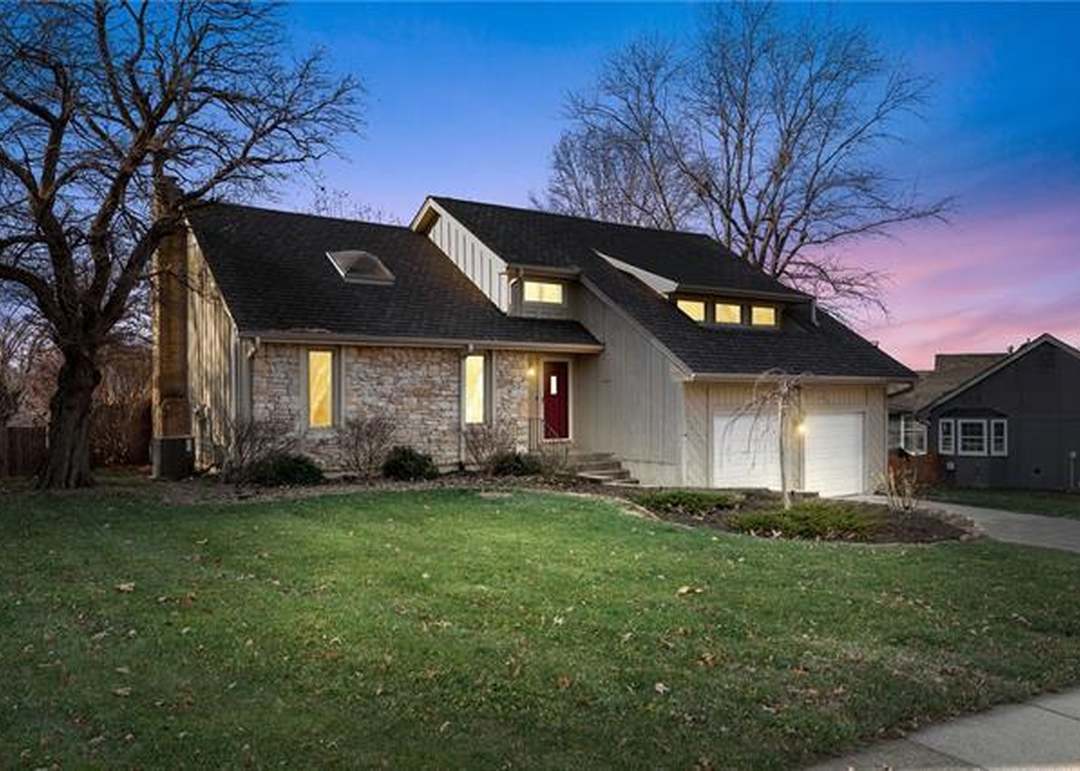 3506 NW BLUE JACKET Drive — photo 8