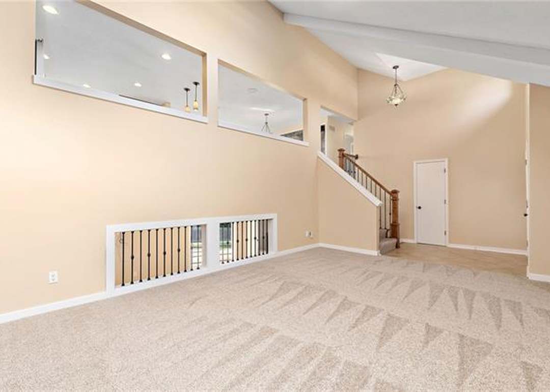 3506 NW BLUE JACKET Drive — photo 14