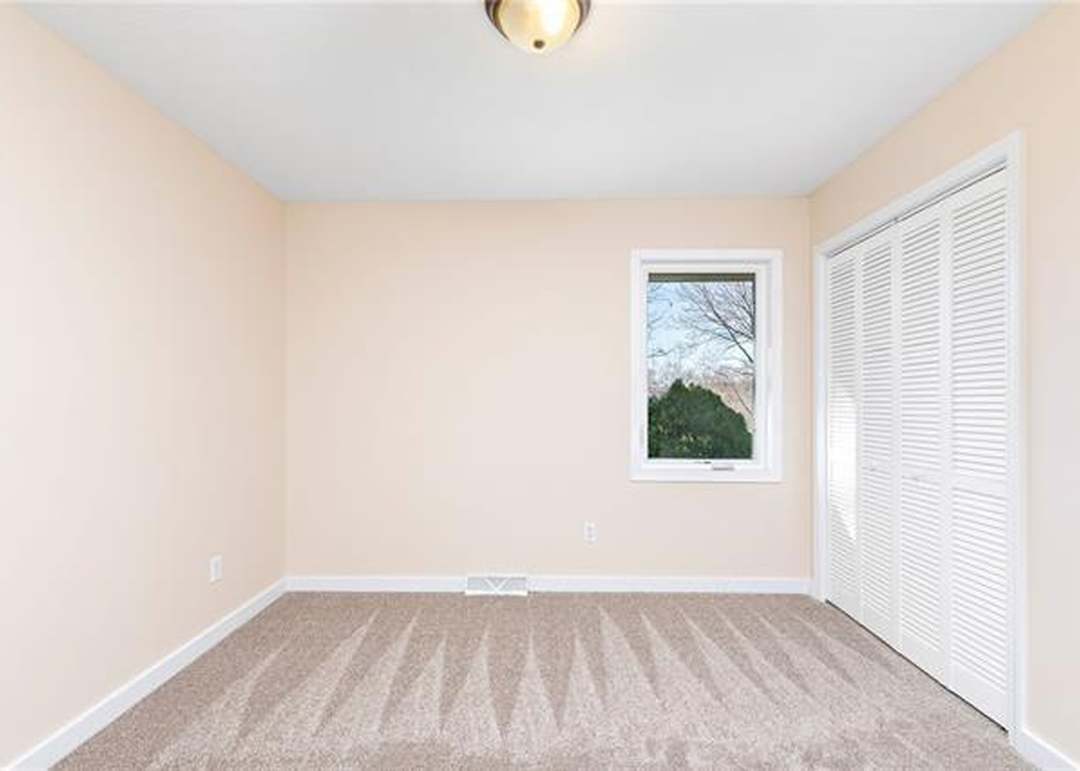 3506 NW BLUE JACKET Drive — photo 25