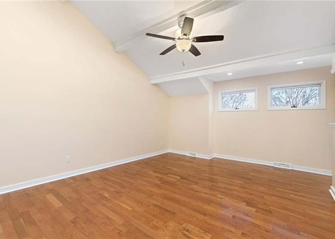 3506 NW BLUE JACKET Drive — photo 27