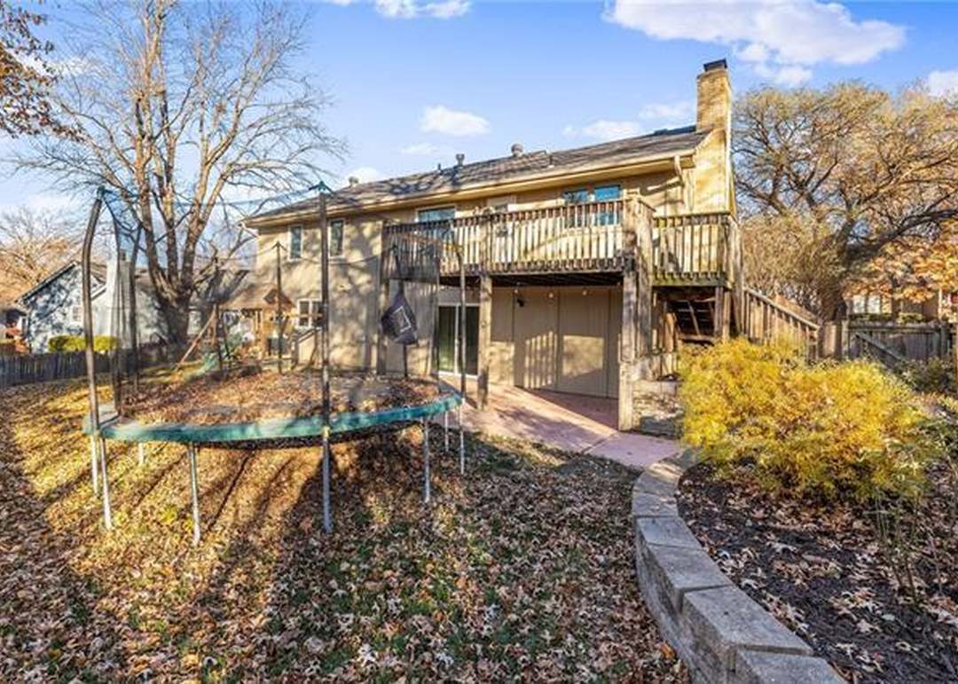 3506 NW BLUE JACKET Drive — photo 41