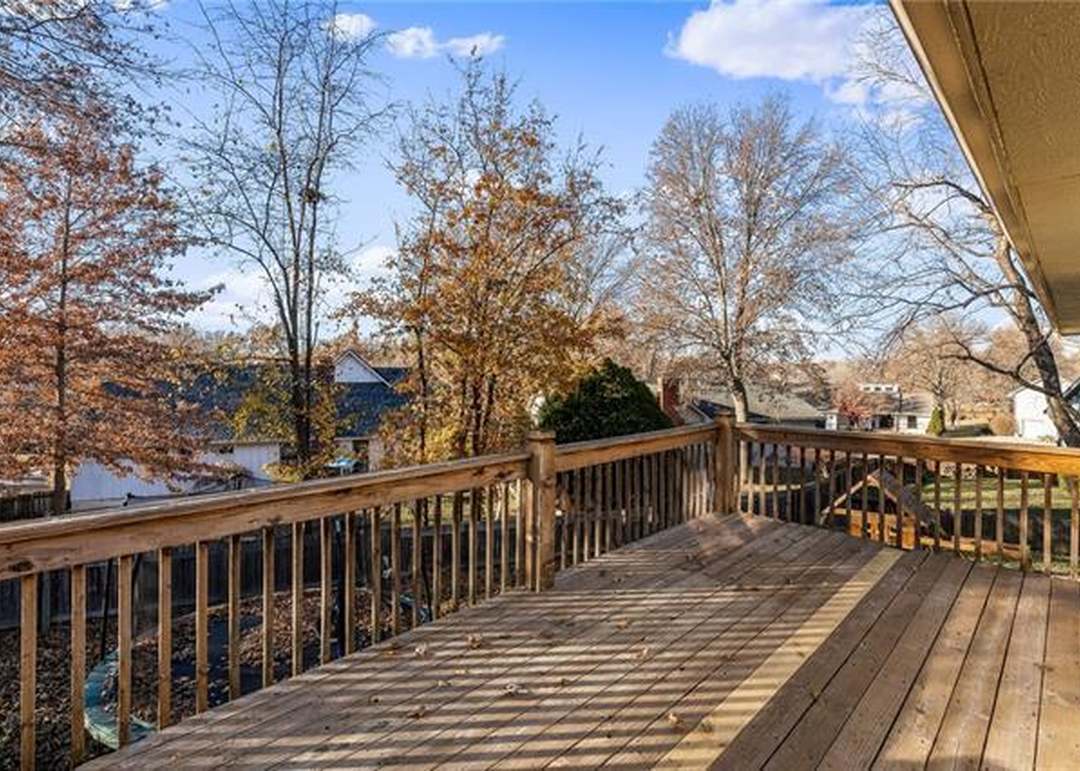 3506 NW BLUE JACKET Drive — photo 43