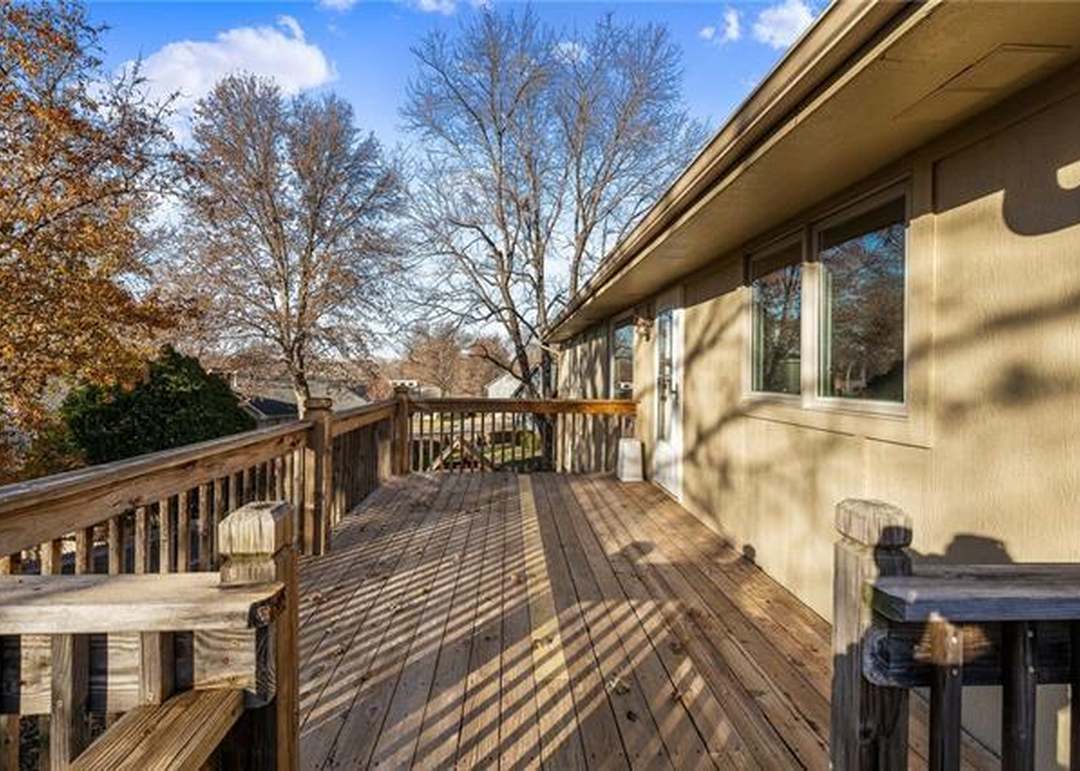 3506 NW BLUE JACKET Drive — photo 44
