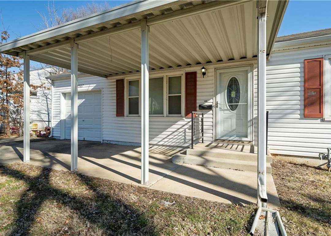 3507 N Delaware Street — photo 41
