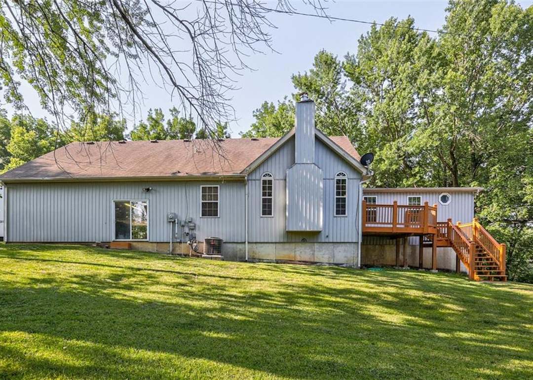 3600 N Flora Avenue — photo 41