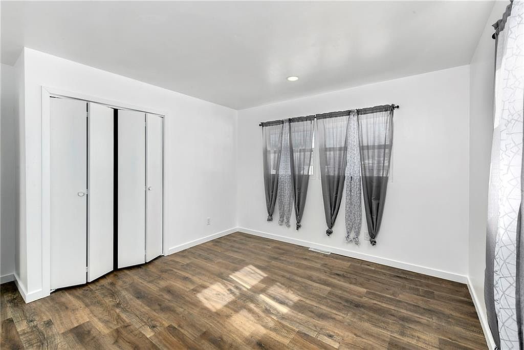 3612 S Park Avenue — photo 23